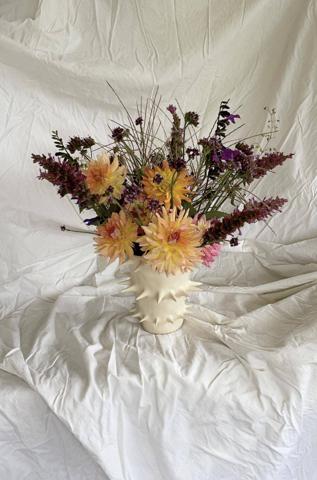 Handmade Spikes White Ceramic Flower Vase V