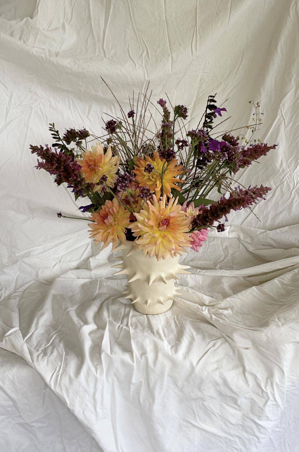 Handmade Spikes White Ceramic Flower Vase V