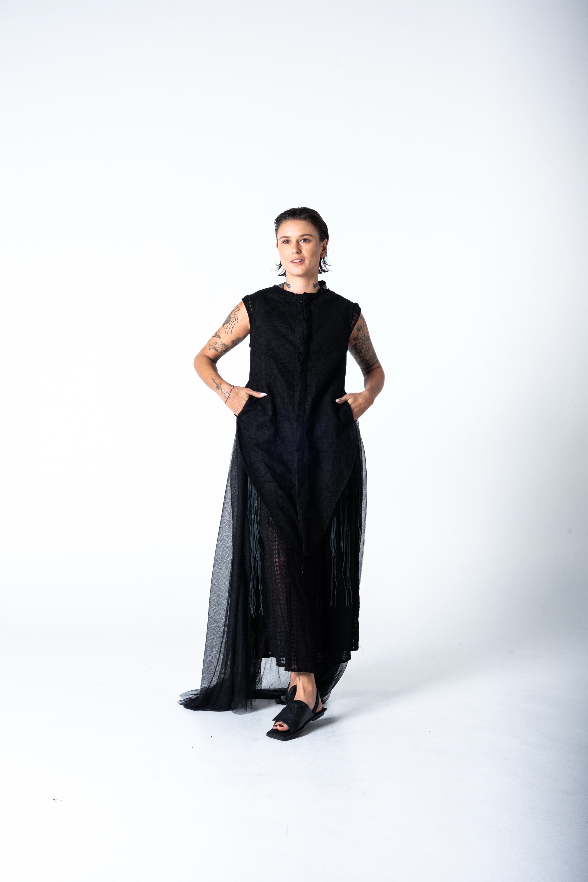 Cut Out Vest - Black