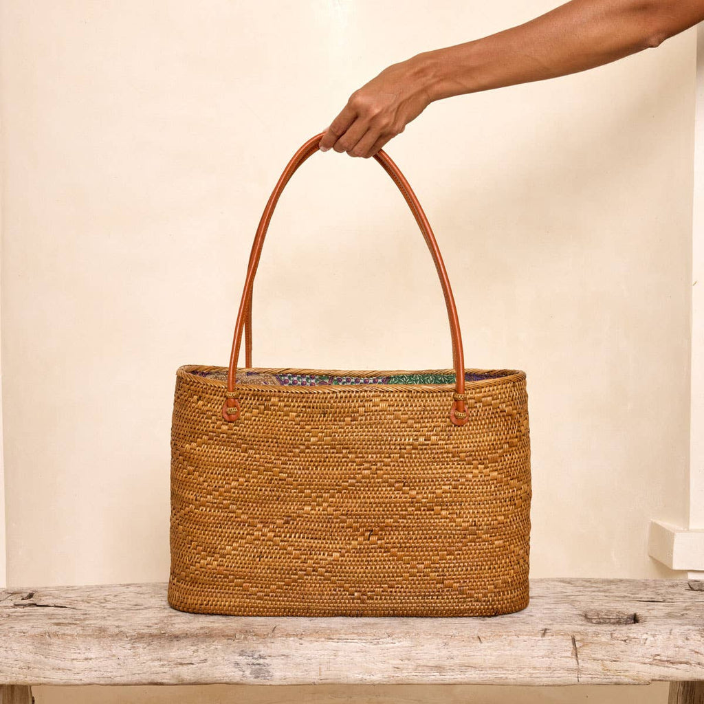 Ata Vine Tote Bags