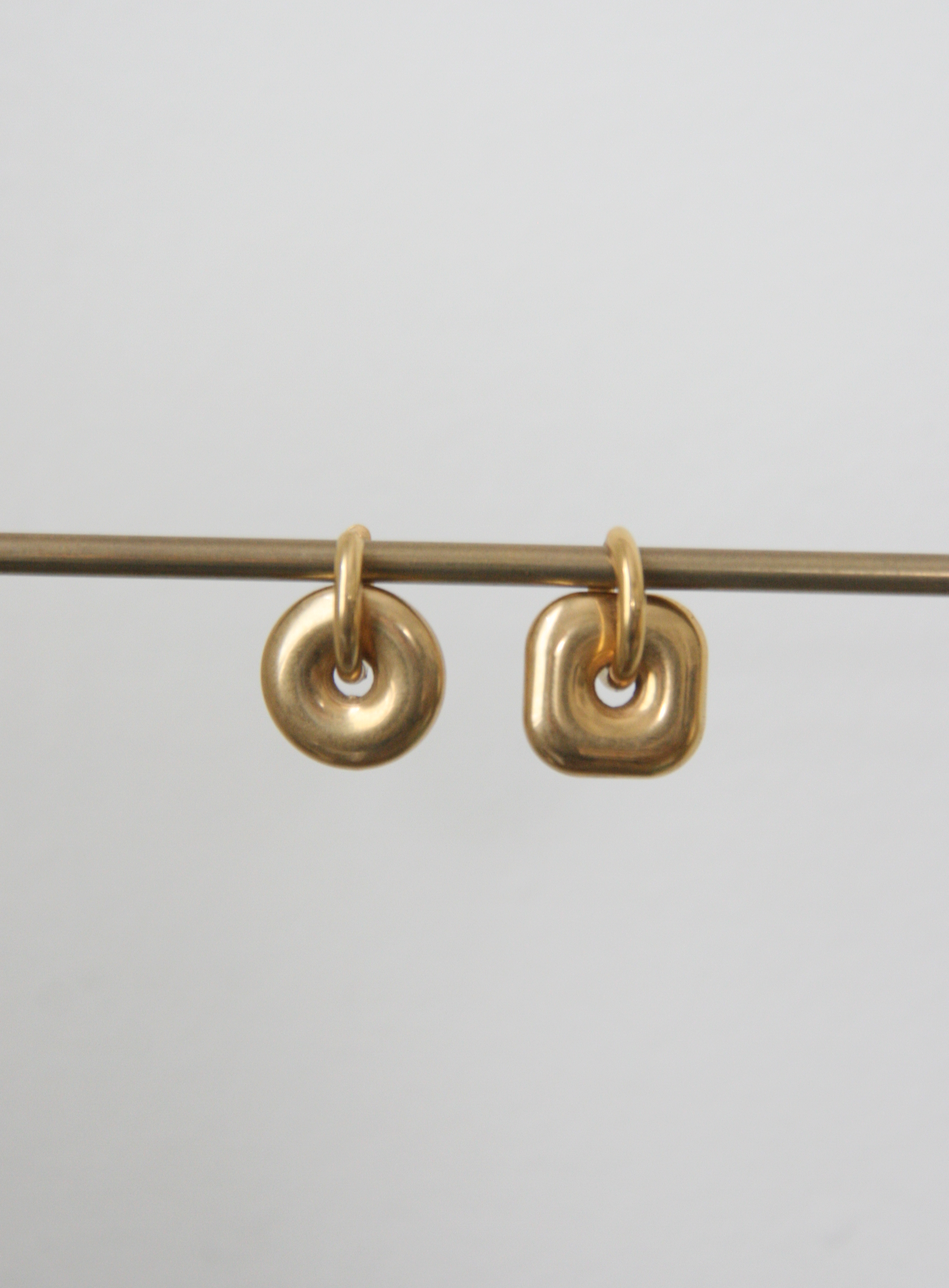 GEO HOOPS