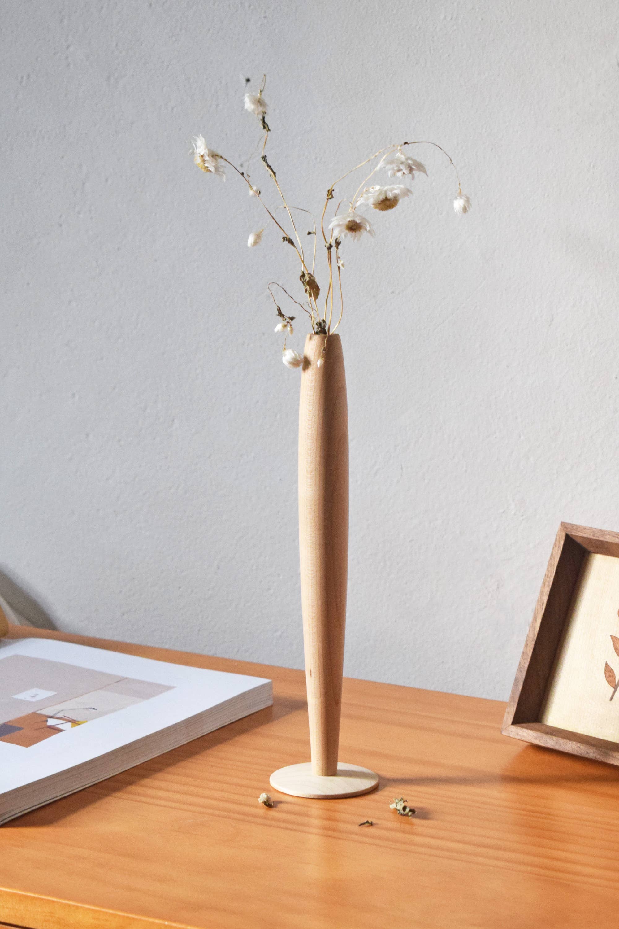 Single flower vase - Maple /ZEN /Home Decor /Housewarming