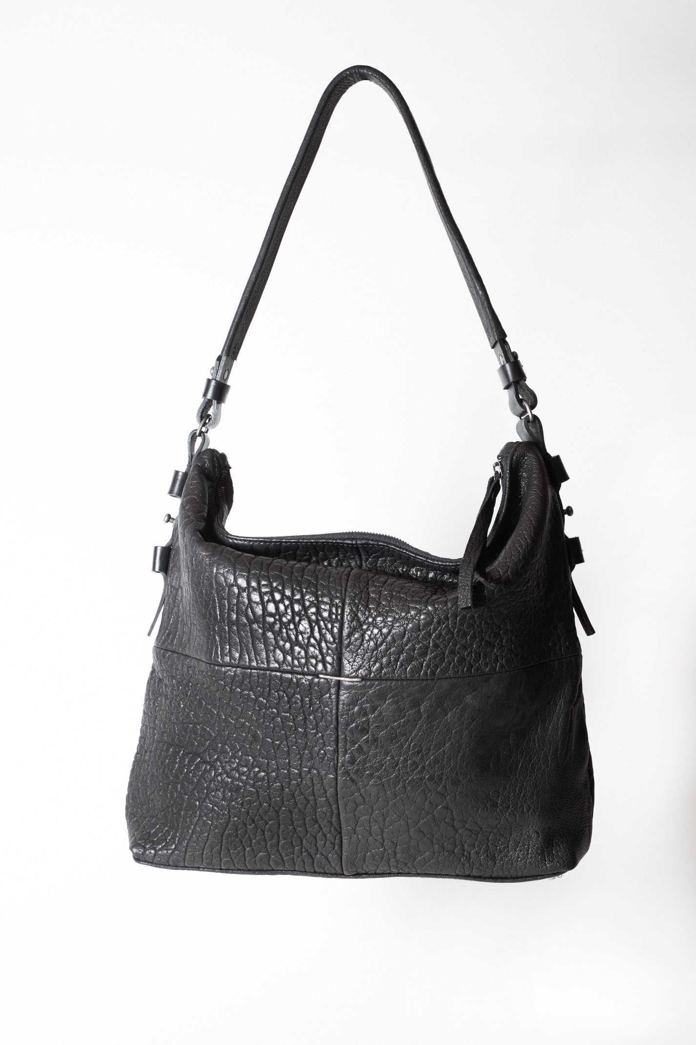 SLOUCHY BAG pebbly black