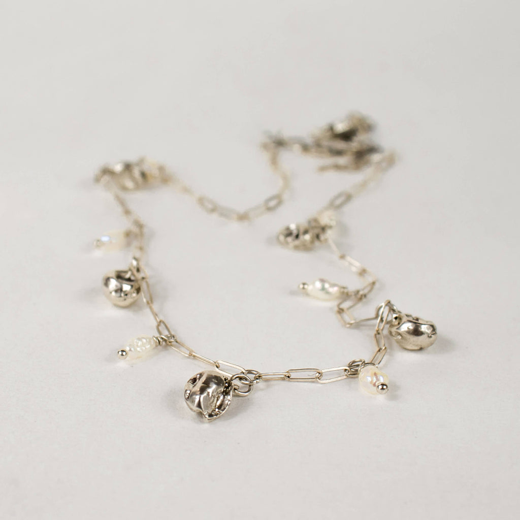 SILVER SEAWEED PODS & PEARLS NECKLACE