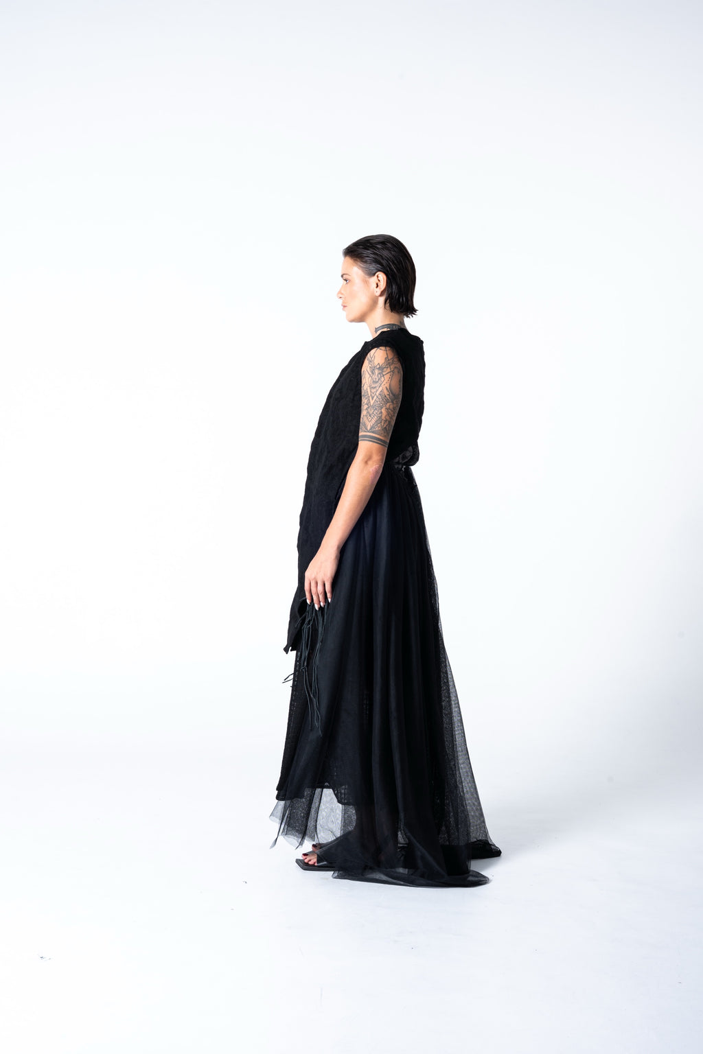 Cut Out Vest - Black