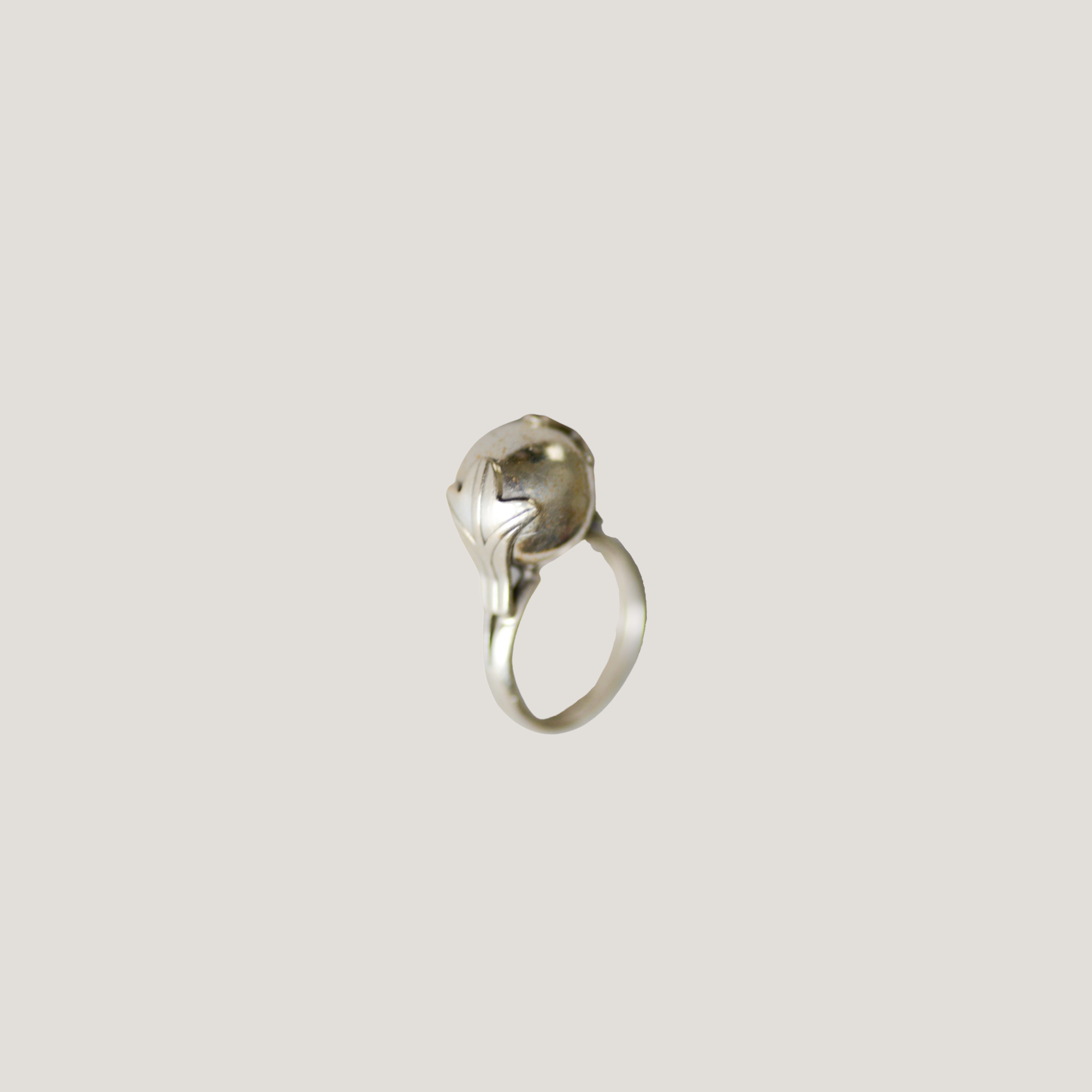 PERFUME RING
