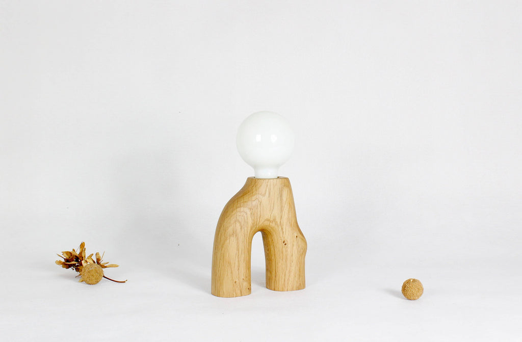 "Arche" Table Lamp in Solid Oak