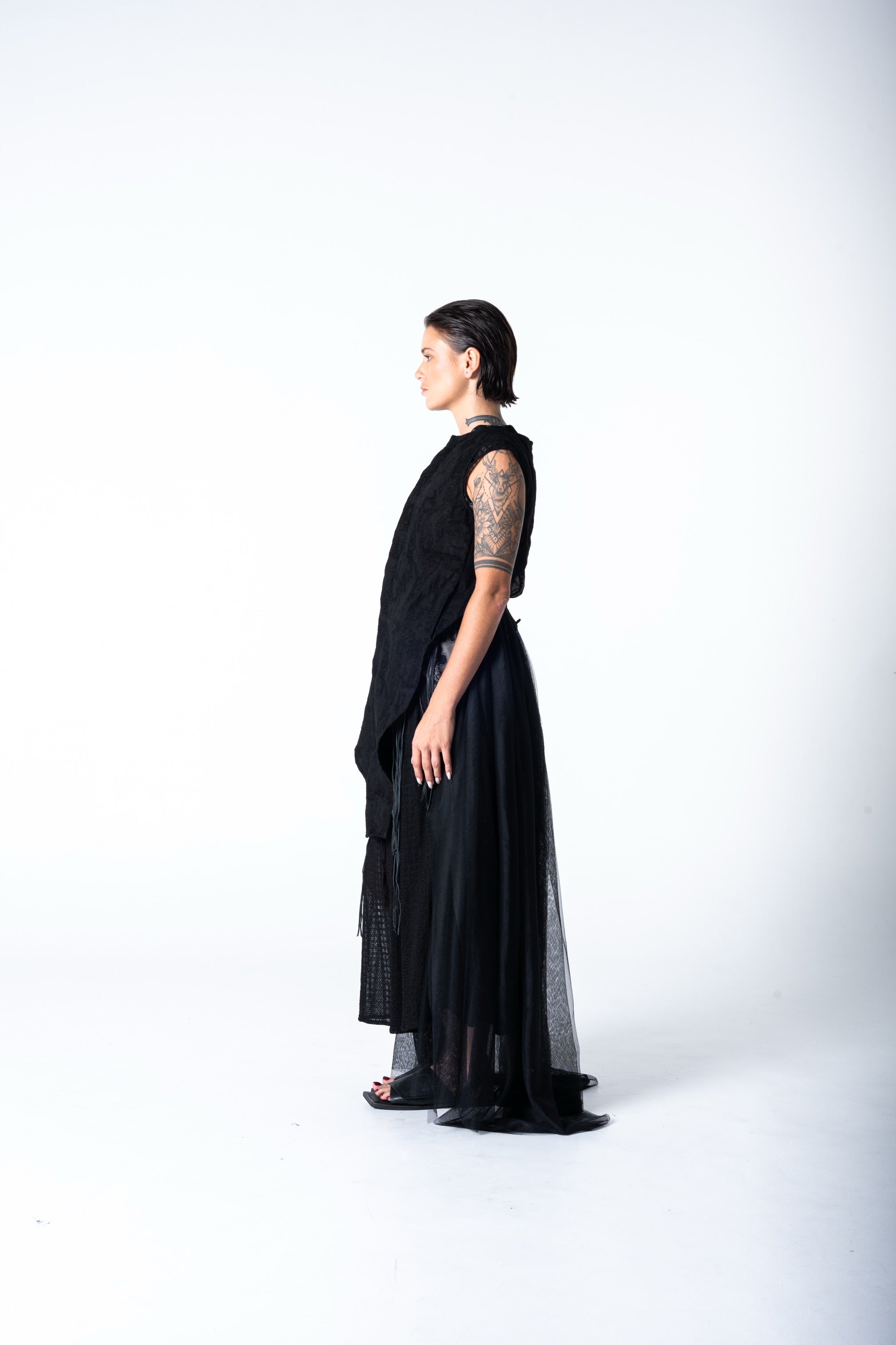 Cut Out Vest - Black