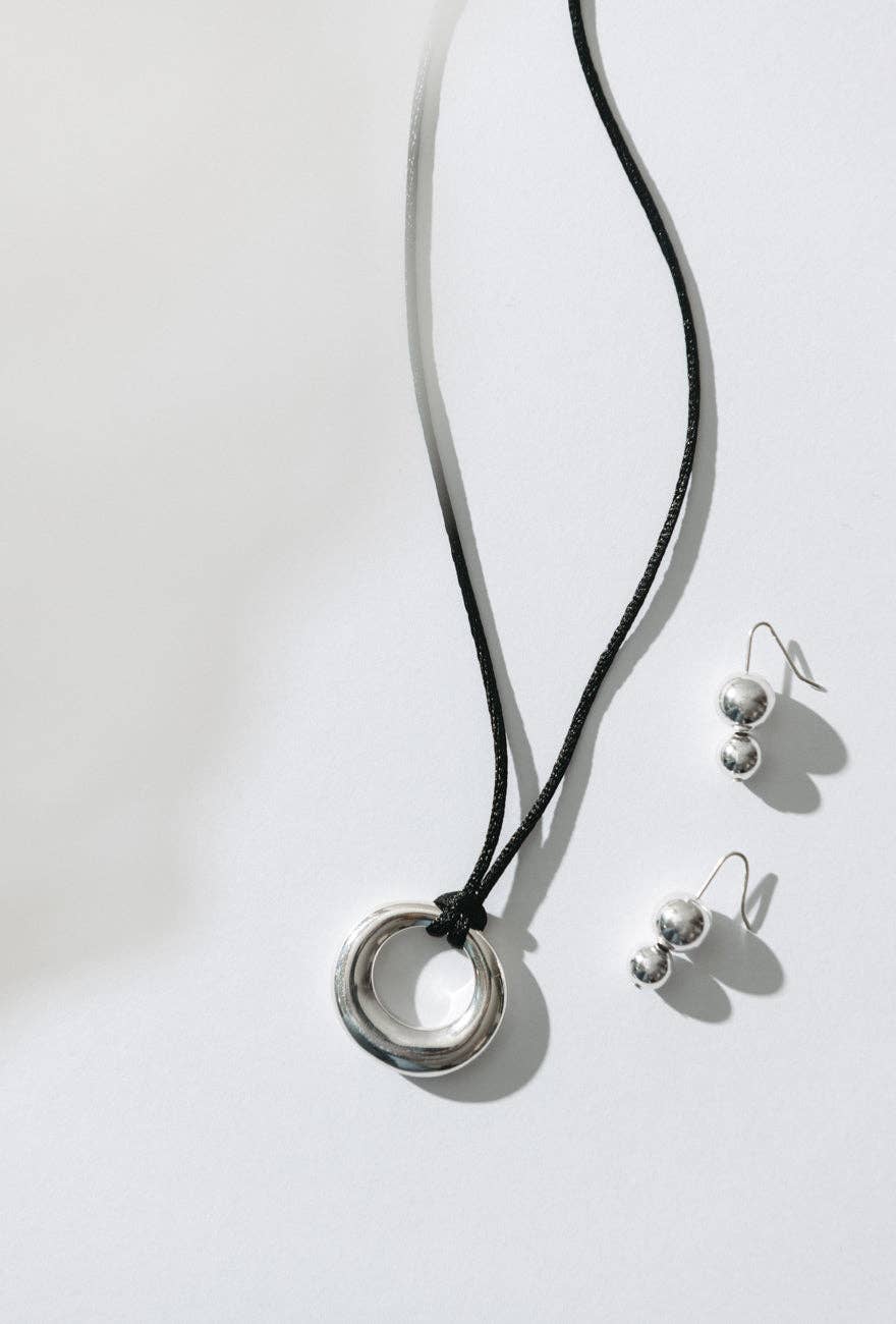 Magnus Pendant Necklace Sterling Silver