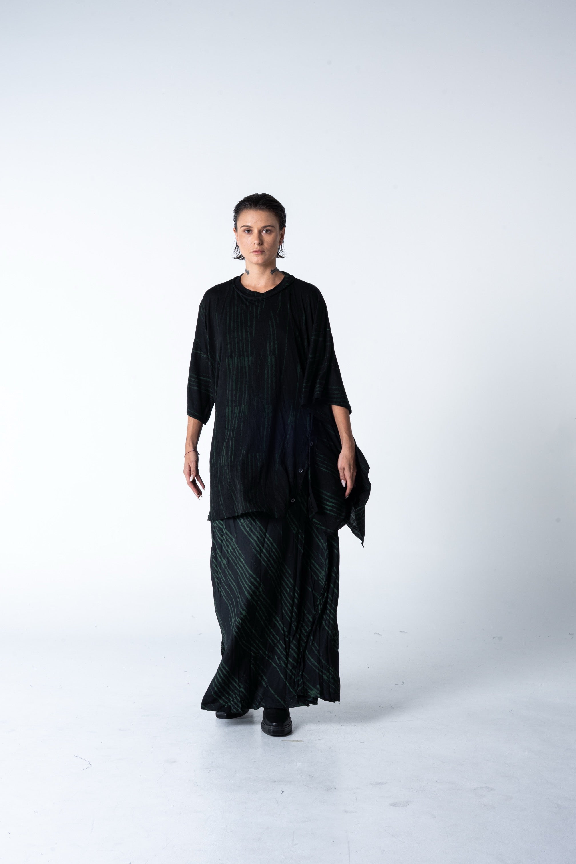 Wing Top - Black w/ Malachite