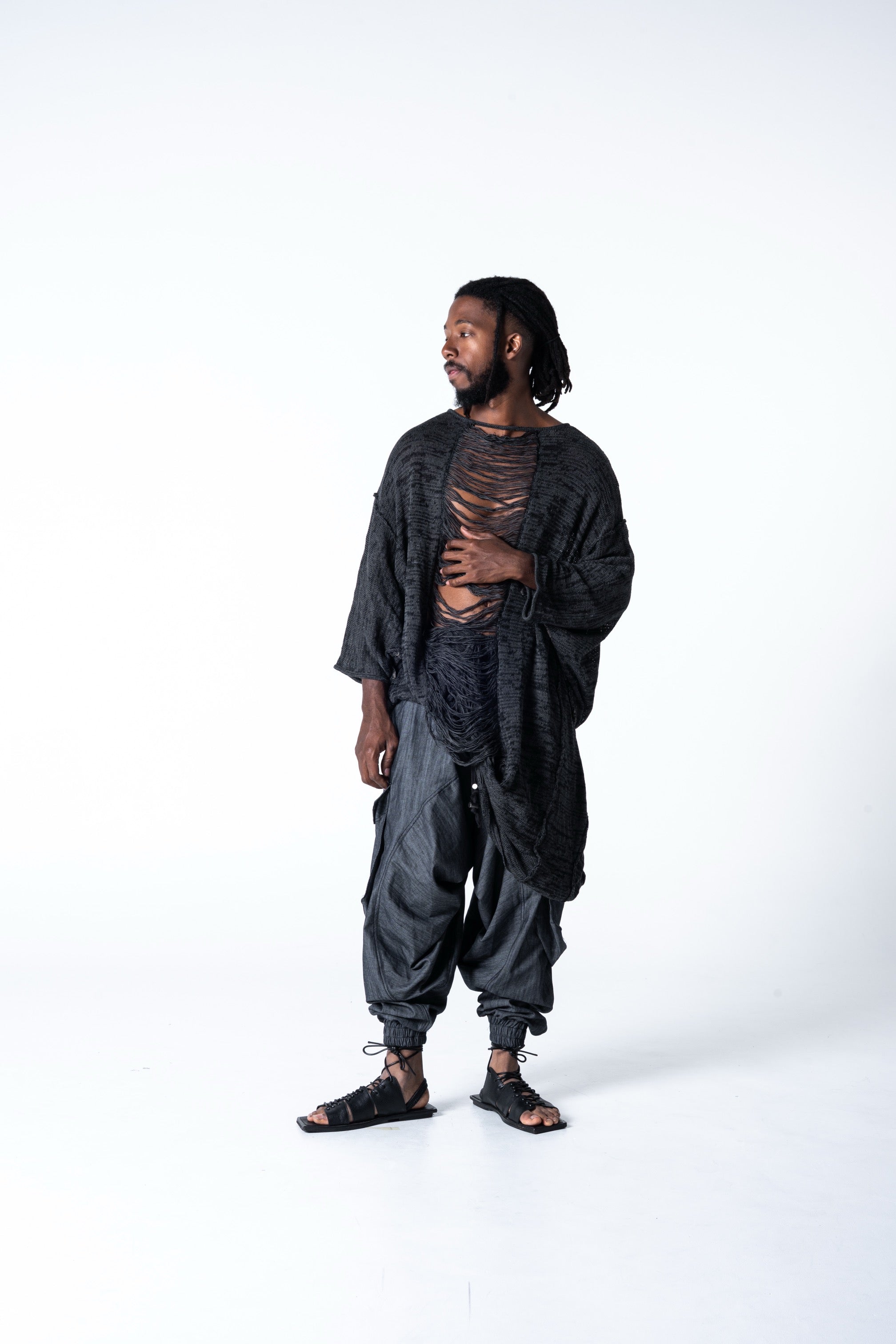 Alaceus Poncho - Black / Grey