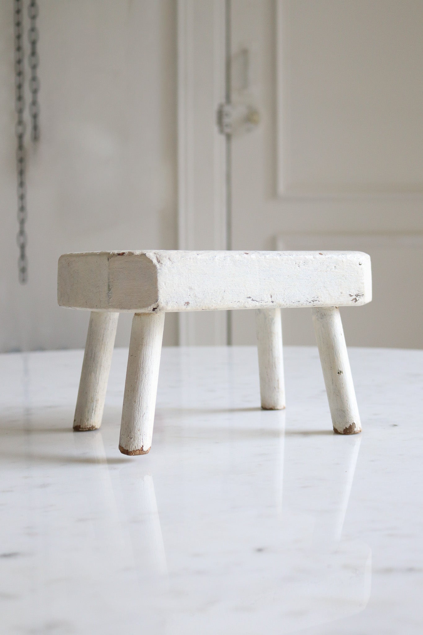 Small Antique White Stool / Pedestal
