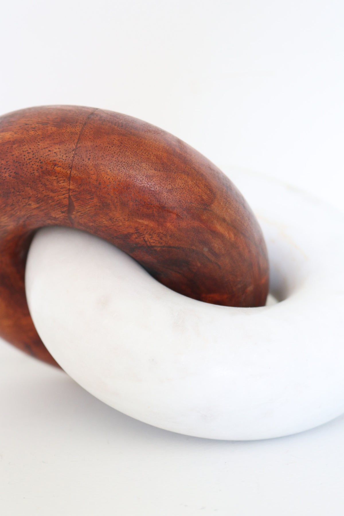 Wood and Marble Chain Link