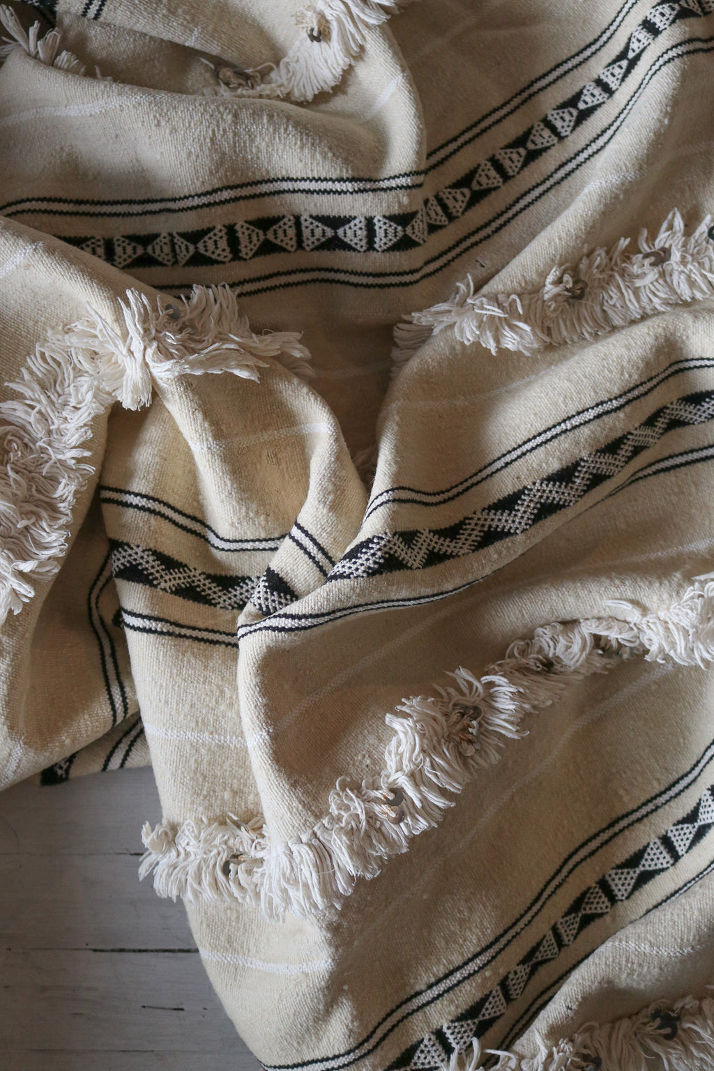 Moroccan Wedding Blanket: Black & Cream Handira