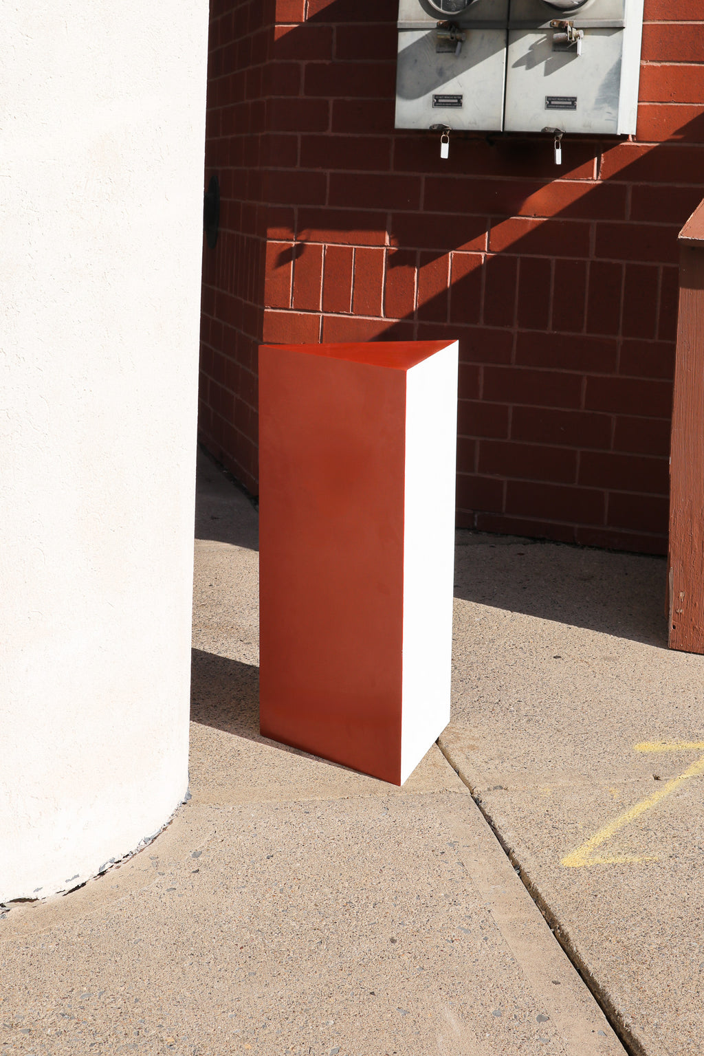 Hanz FortHaus Triangle Table
