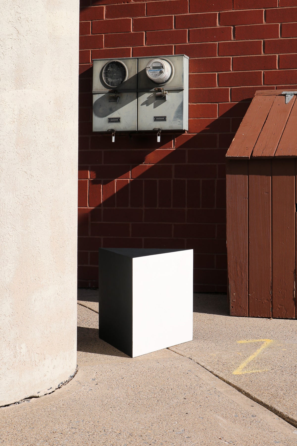 Hanz FortHaus Triangle Table