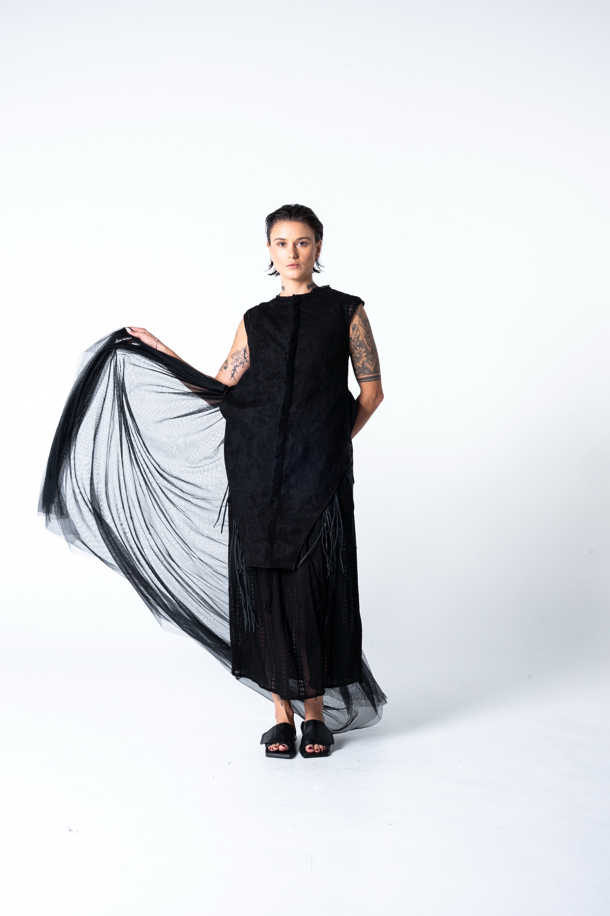 Cut Out Vest - Black