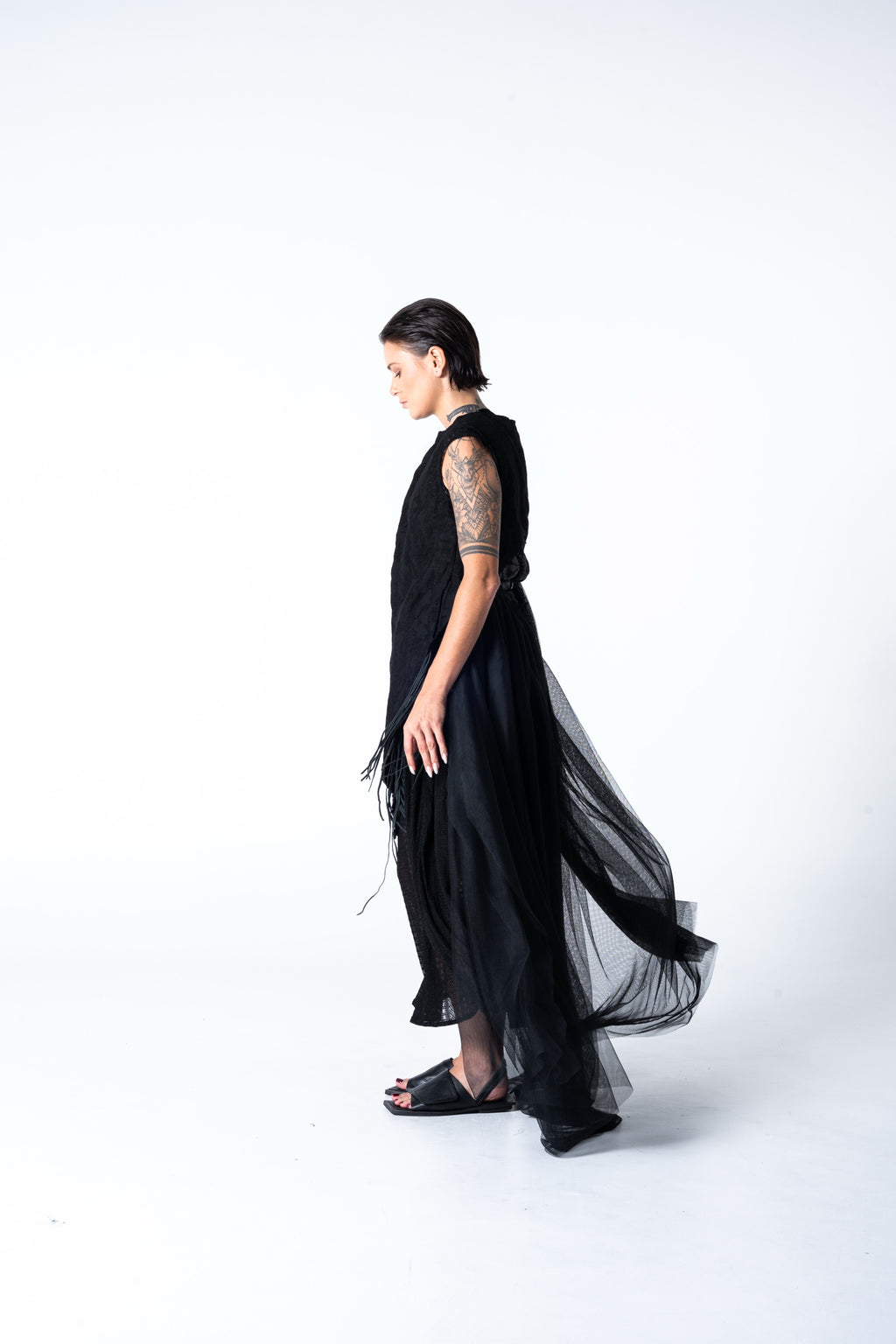 Cut Out Vest - Black