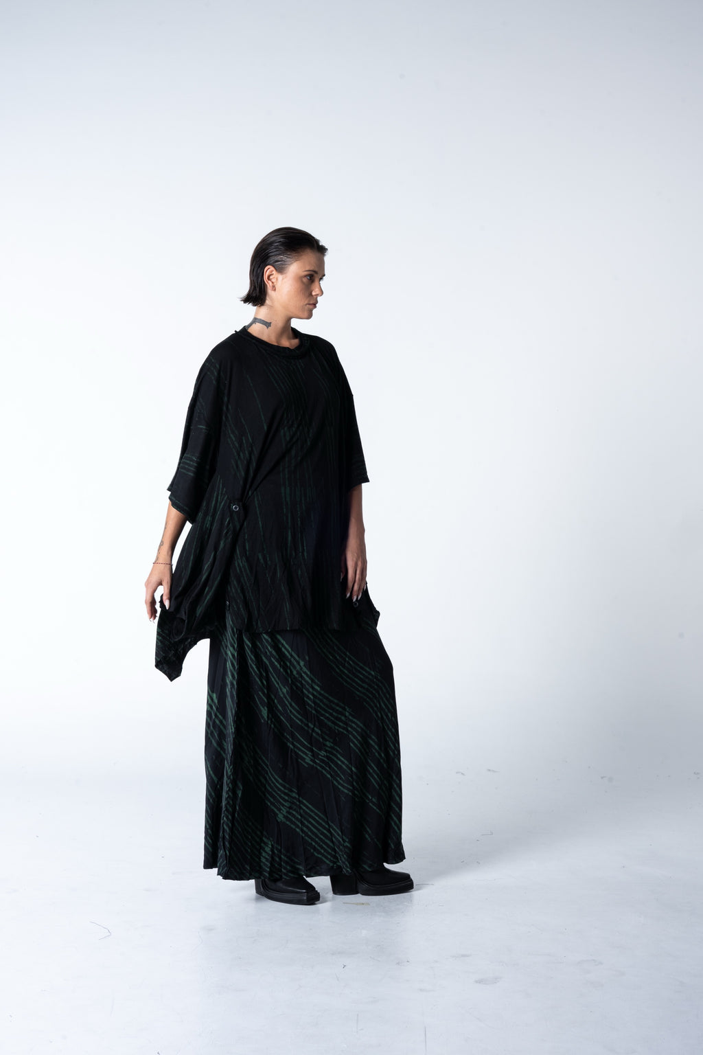 Wing Top - Black w/ Malachite