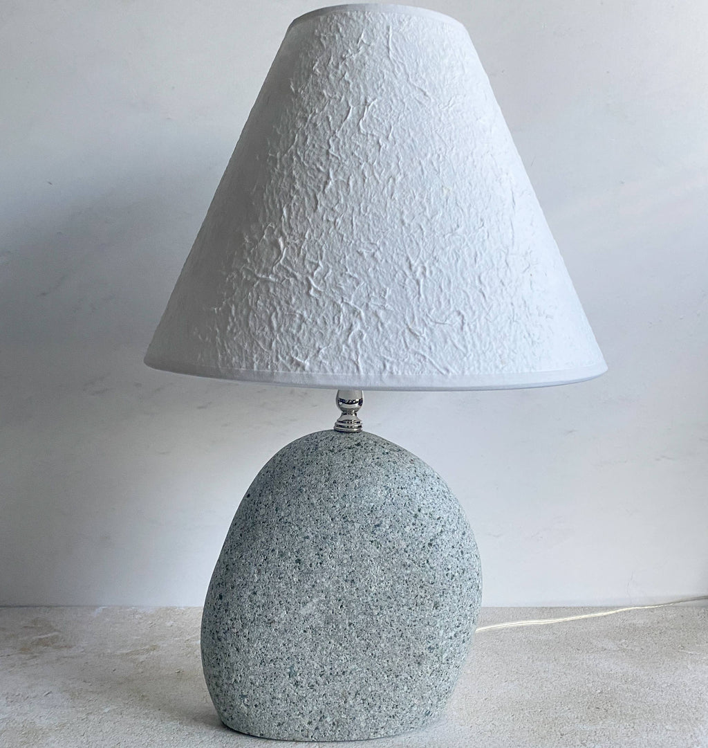 Single Stone Lamp