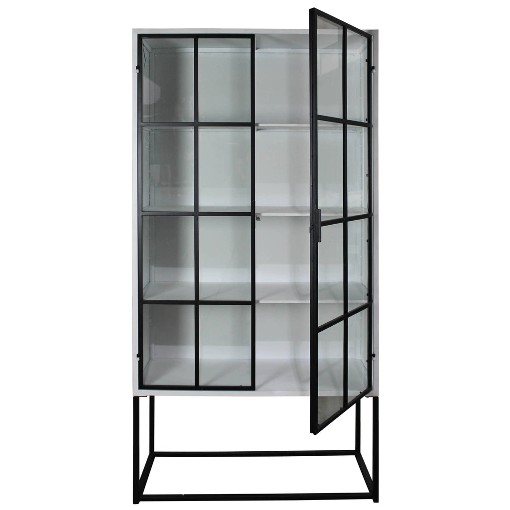 Morris Cabinet, Metal
