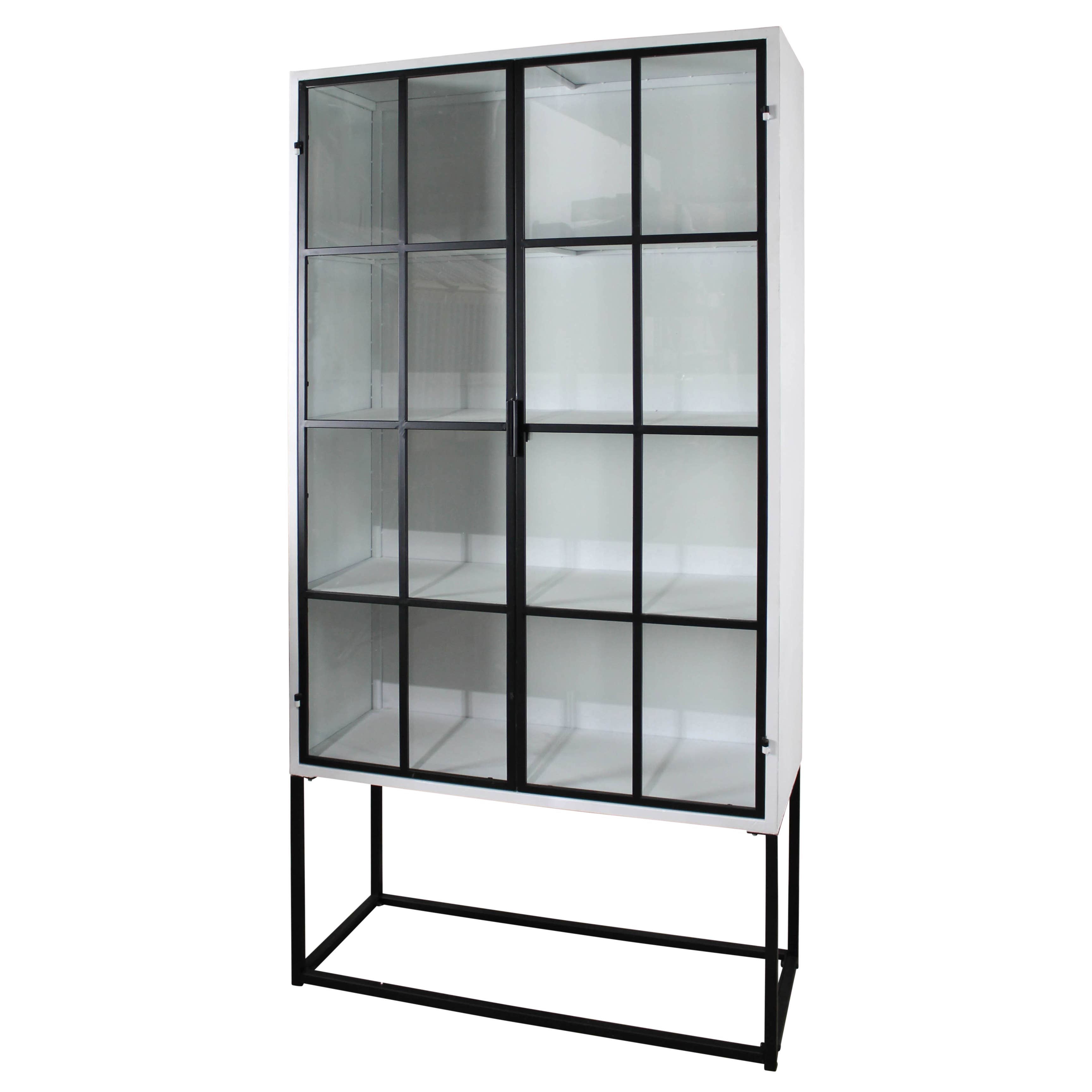 Morris Cabinet, Metal