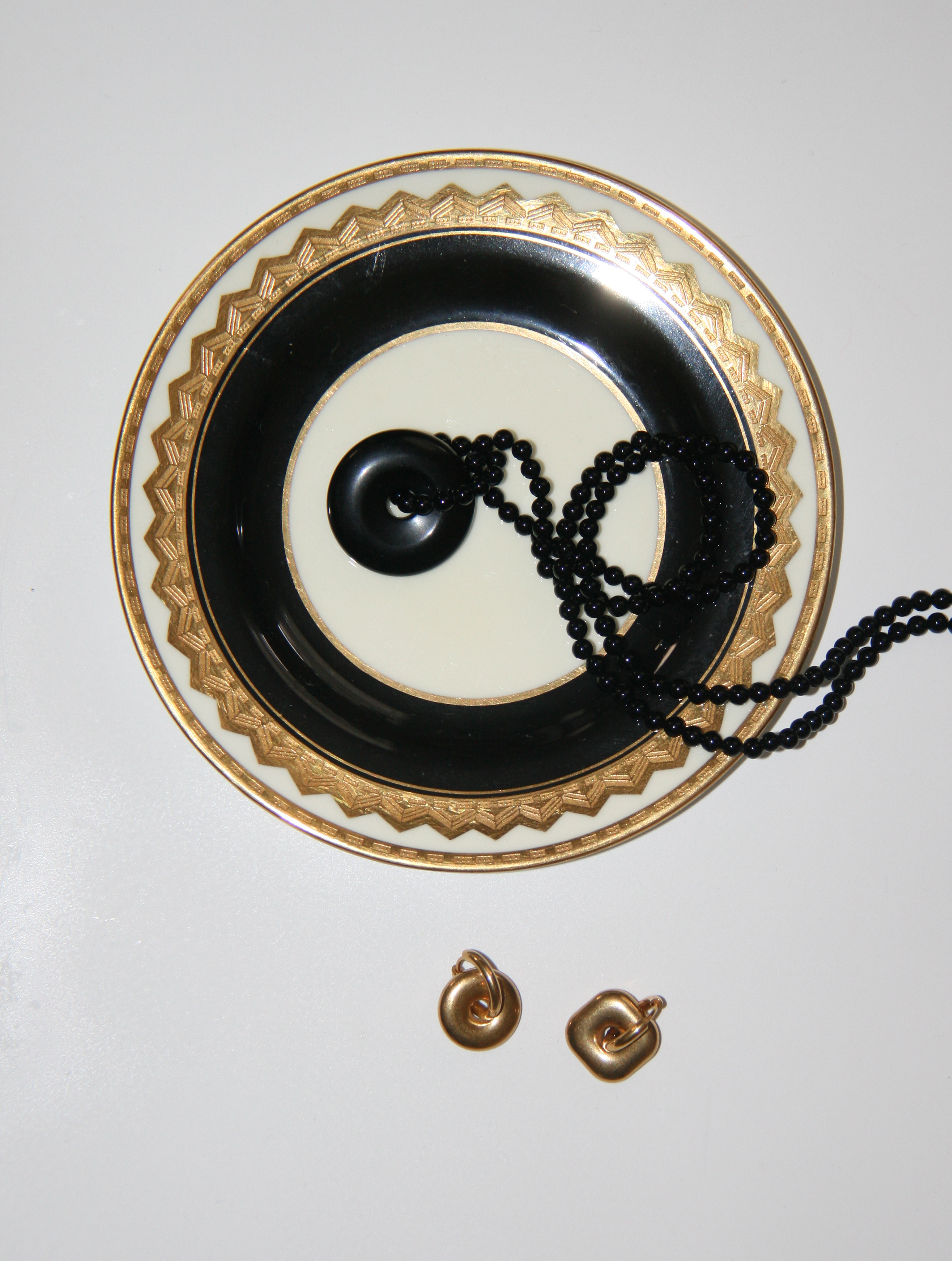 GEO HOOPS