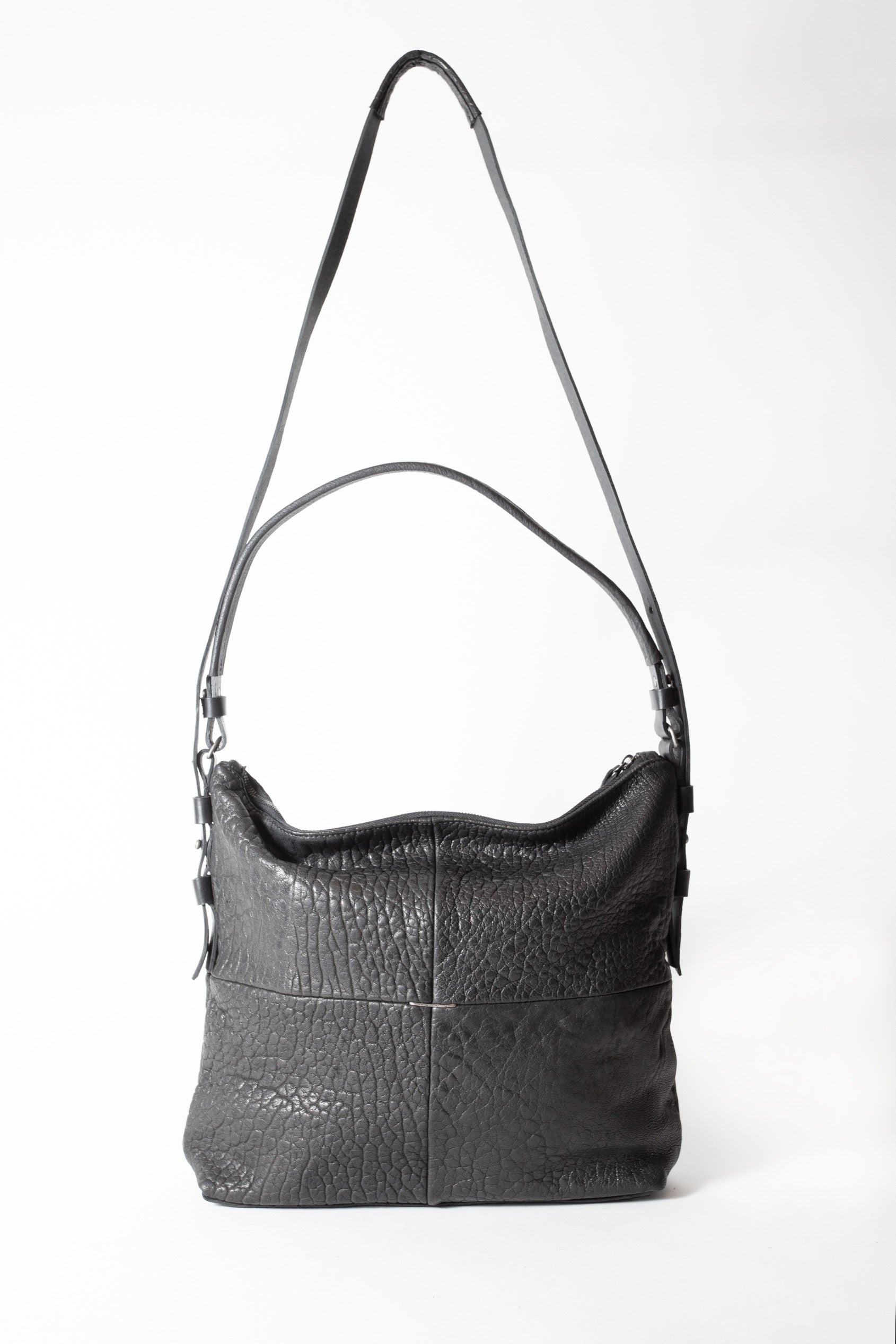 SLOUCHY BAG pebbly black