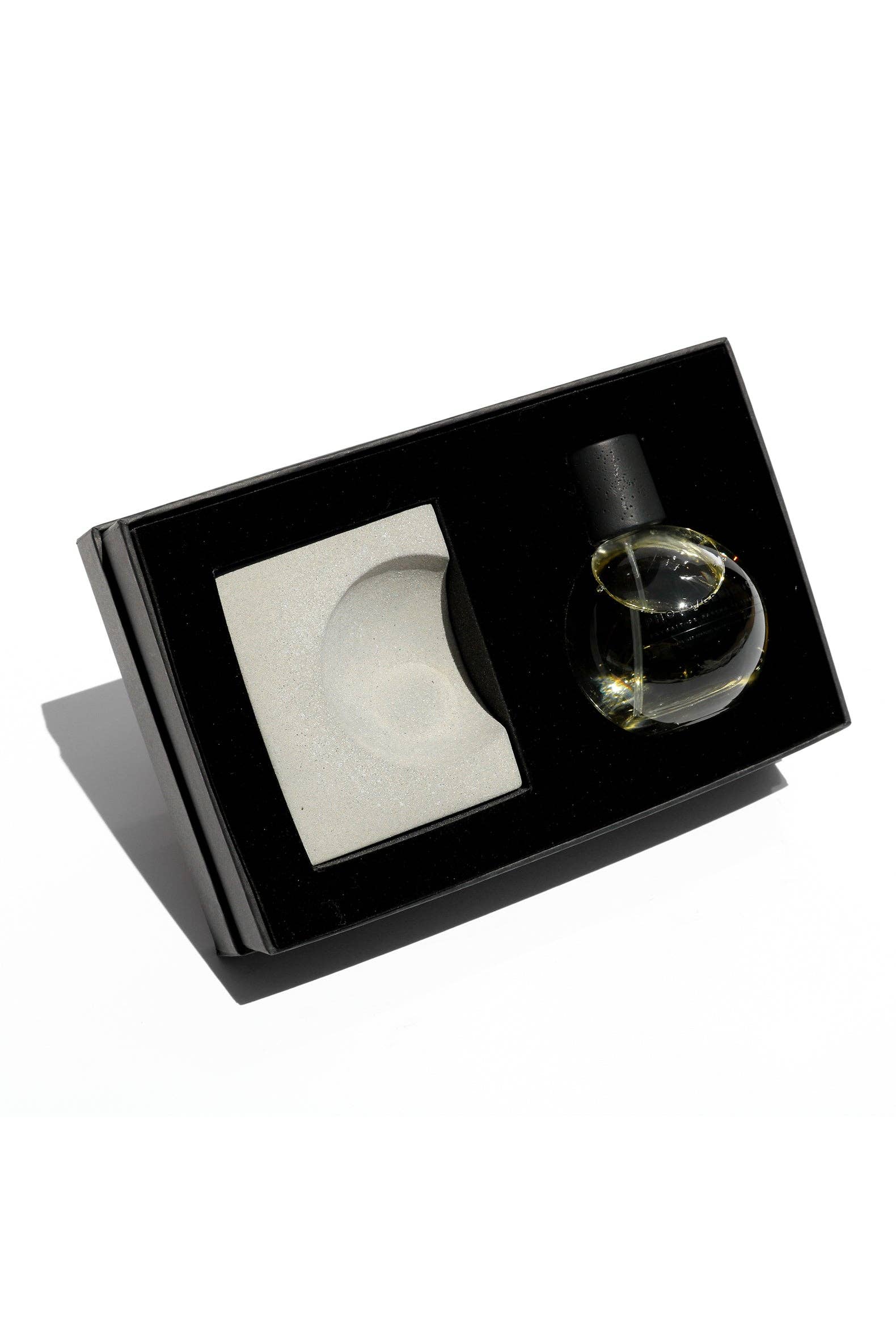 NO.3 SATIVA PARFUM 100ML // SET
