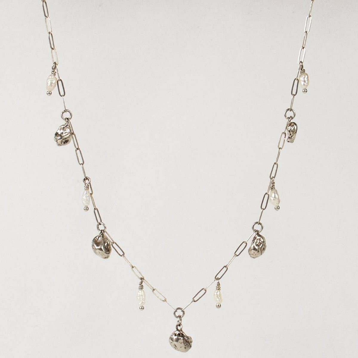 SILVER SEAWEED PODS & PEARLS NECKLACE